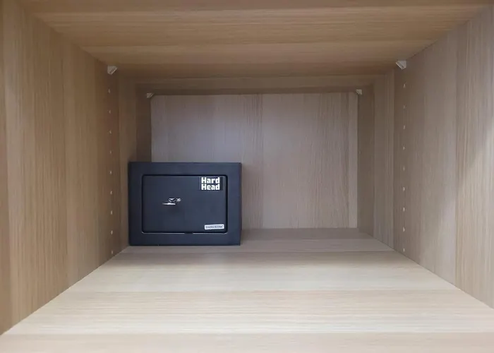 W Wilenska Park I Prywatne Miejsce W Garazu Podziemnym *